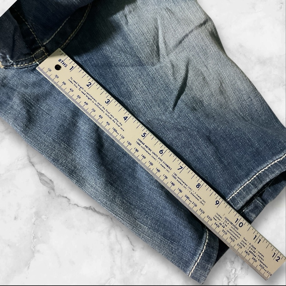 ARIAT REAL Low Rise Blue Denim Shorts/ Bermuda’s - Picture 9 of 9